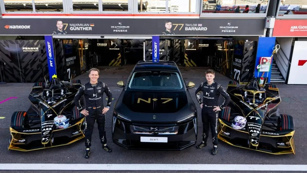 DS N°7 protagonista a Monaco: il nuovo SUV premium debutta nel motorsport