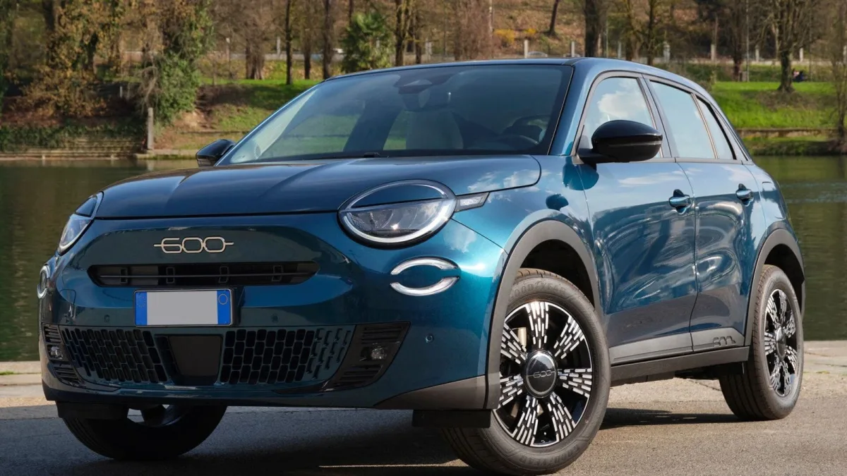 Fiat 600 a ottobre 2026: sconti fino a 5.500 euro e rate da 149
