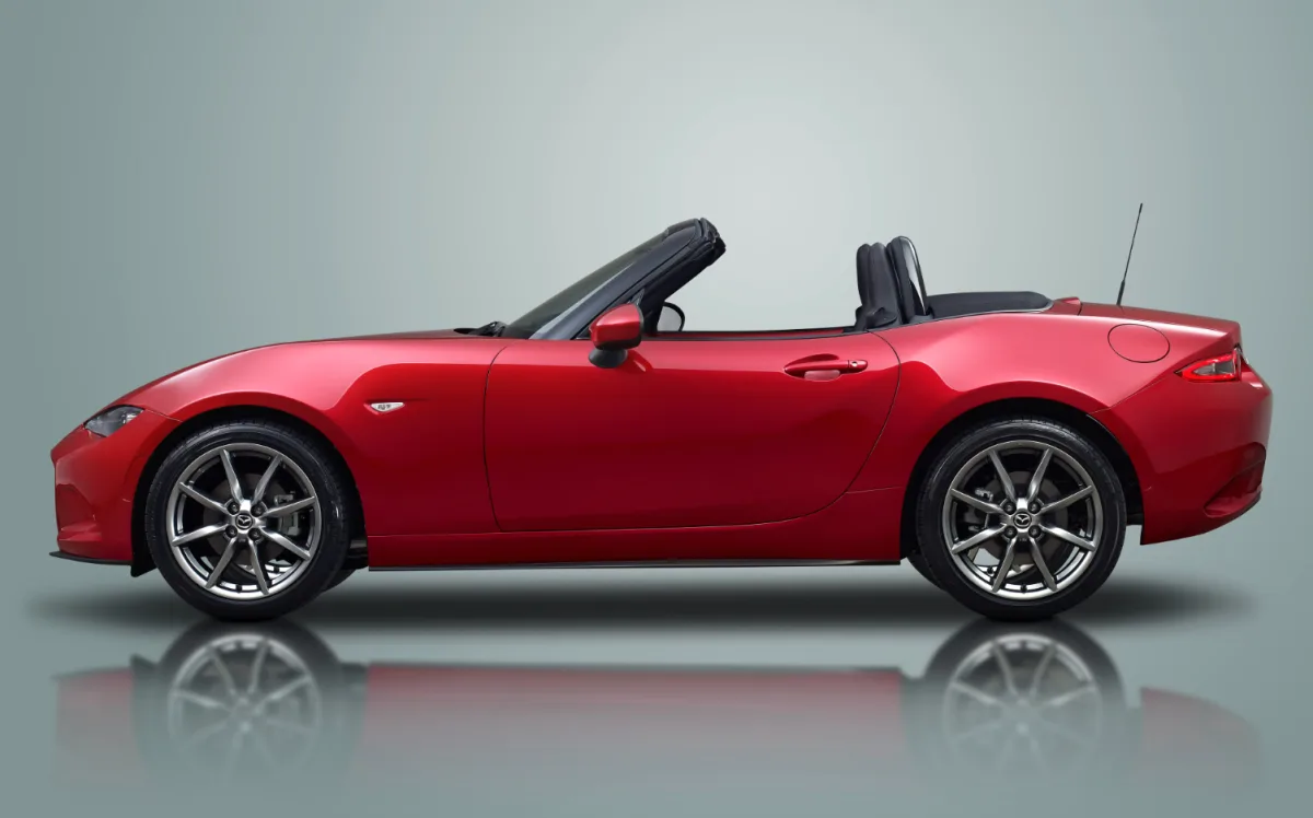 MX-5 elettrica: Mazda smazdapiega perché in Australia non c'è domanda