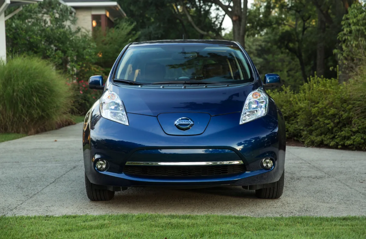 Nissan Leaf: batteria da 5.000 euro dopo 10 anni e 500 km di autonomia