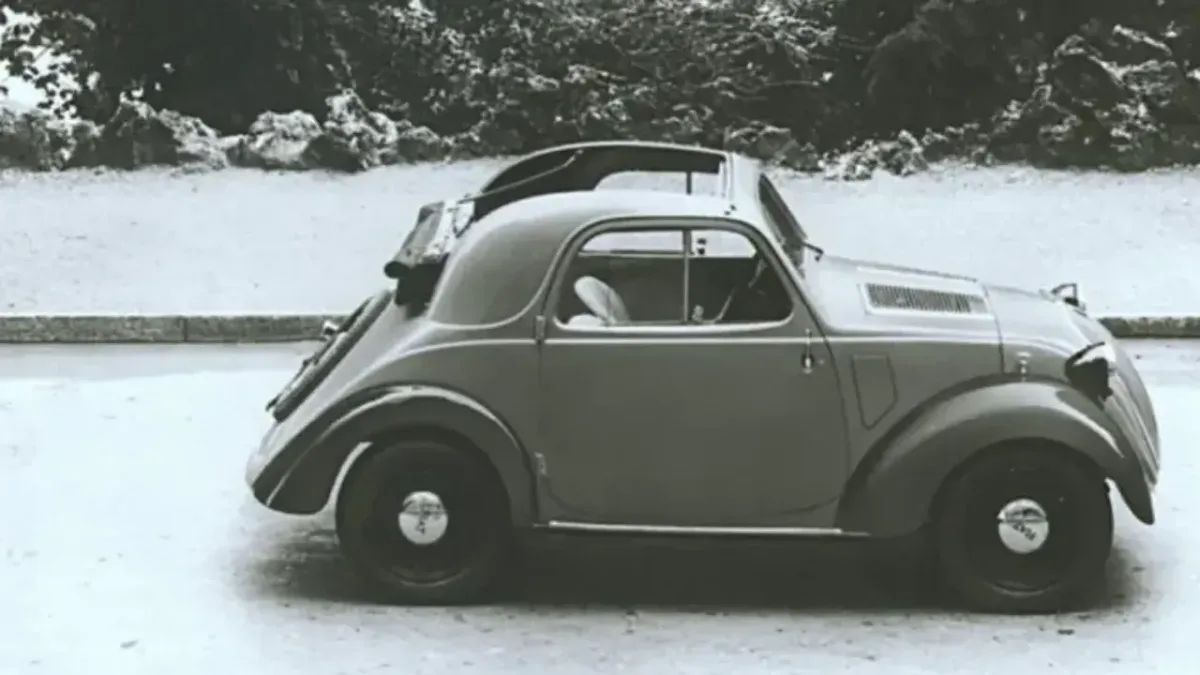 Fiat Topolino: dalla 500 storica al quadriciclo elettrico del 2023