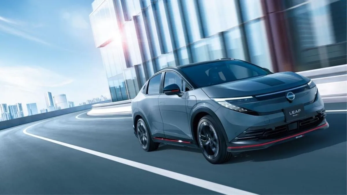 Nissan svela la Leaf Nismo: elettrica sportiva fino a 218 CV