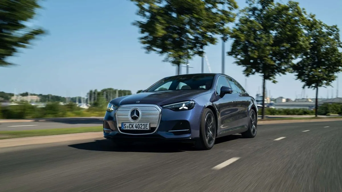 Mercedes Classe C elettrica: debutto, prezzi e autonomia fino a 760 km
