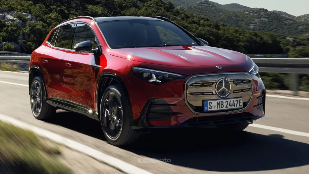 MERCEDES GLA — Nuova Mercedes GLA: elettrica a 800 Volt, 657 km di autonomia e ibrida 48V
