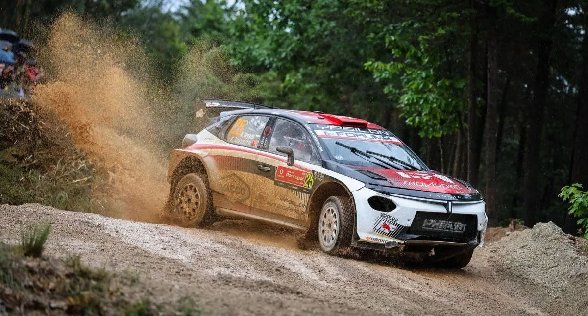 Lancia Corse HF al Rally Finland con cinque Ypsilon Rally2 HF Integrale