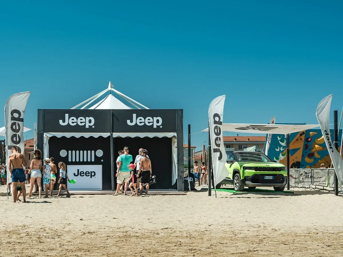 JEEP Compass — Nuova Jeep Compass: oltre 200 test drive al Festival 105XMasters