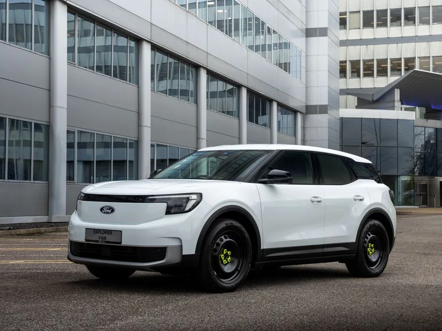Ford Explorer Van: il SUV elettrico diventa furgone commerciale