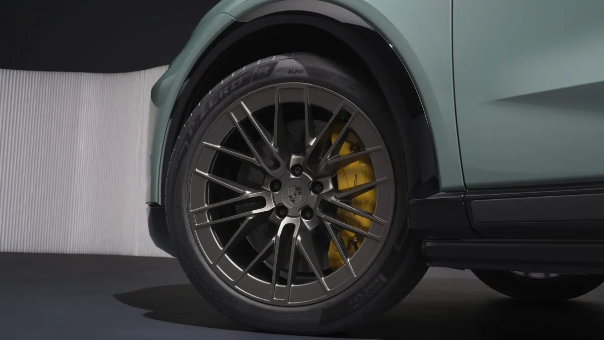 Cayenne Electric Turbo: Pirelli sviluppa pneumatici per 0-100 in 2,5 secondi