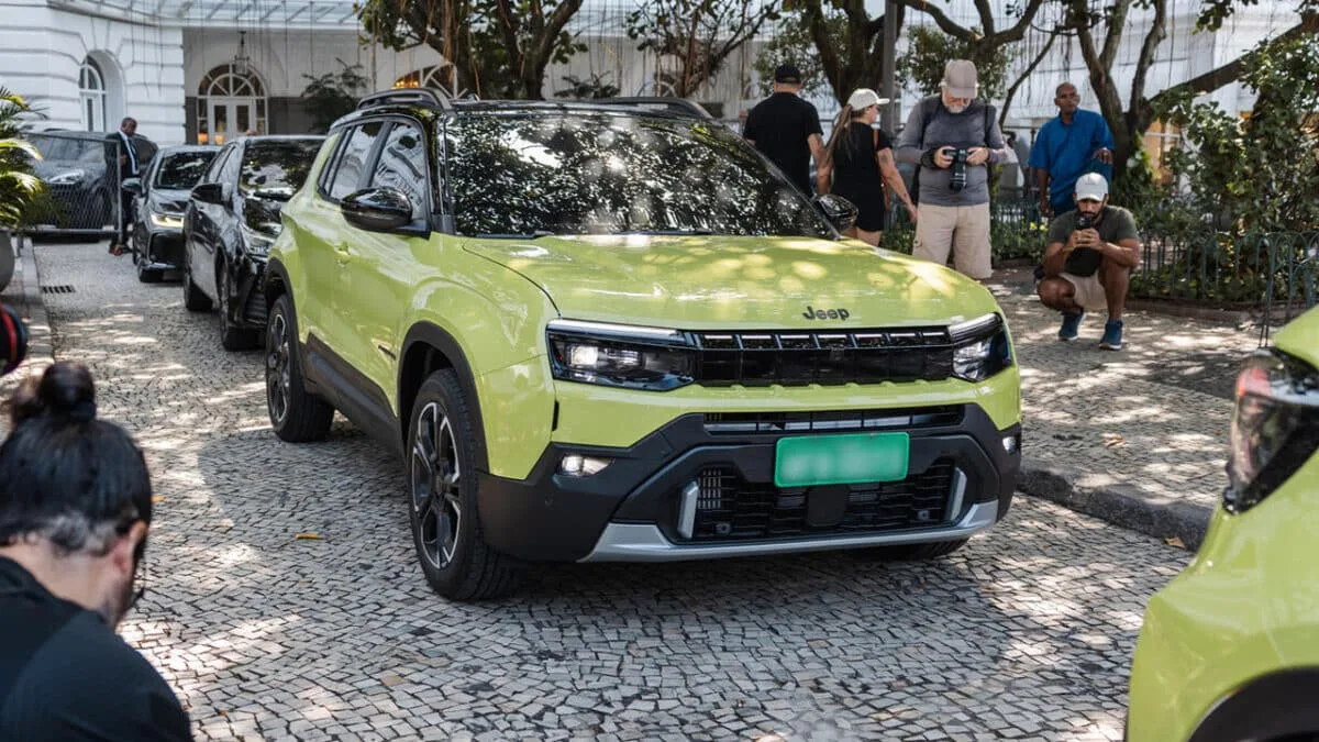 Jeep Avenger — Jeep Avenger restyling 2026: ecco il nuovo volto del B-SUV