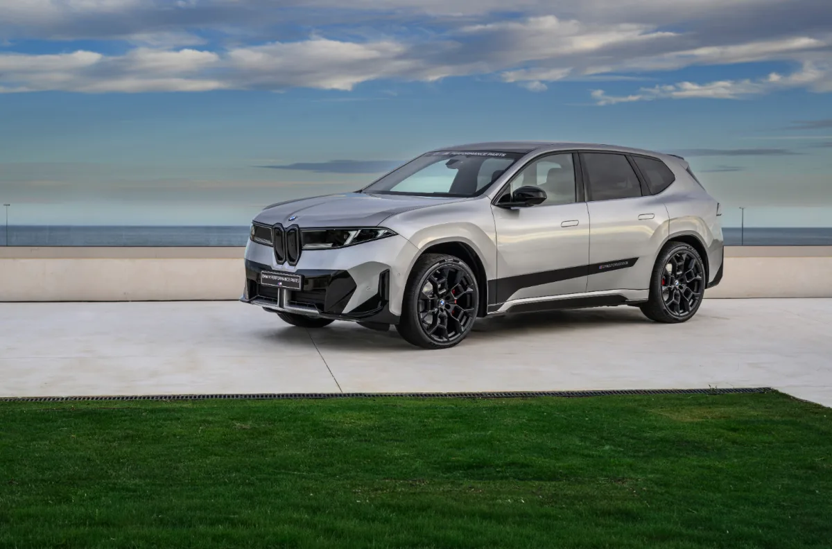 BMW iX3: i clienti aiutano a calibrare gli ADAS con dati reali