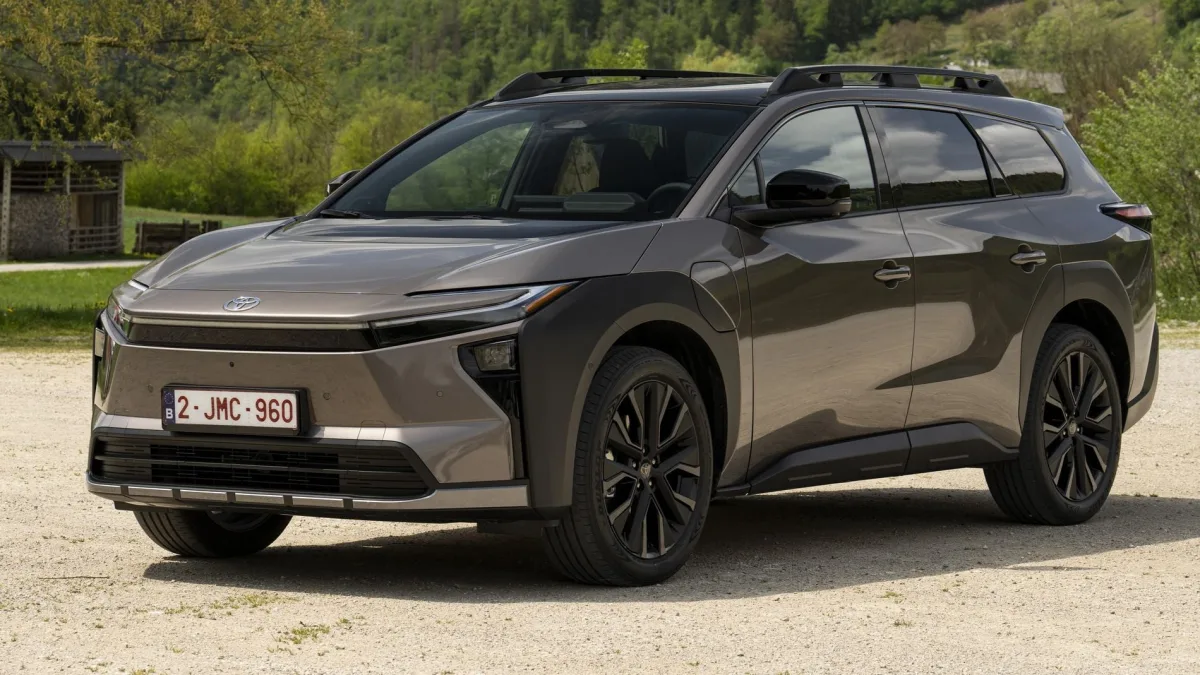 Toyota bZ4X Touring: la station wagon elettrica con 591 km