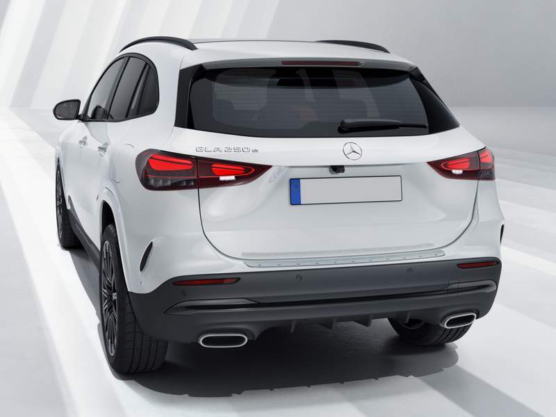 MERCEDES GLA